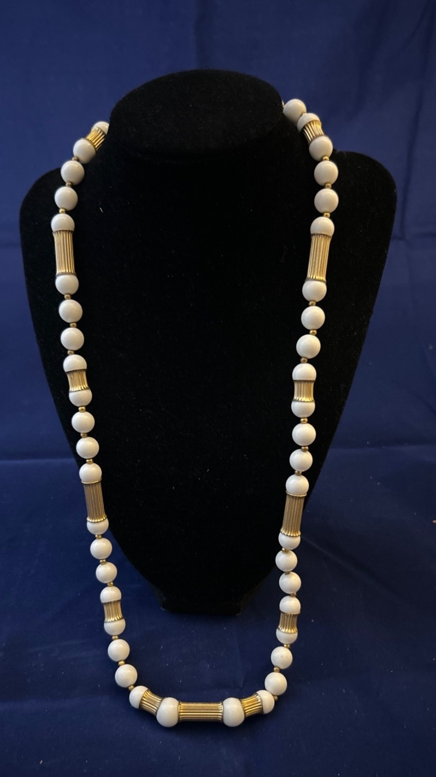 Gay Boyer white lucite beaded gold tone 27” necklace