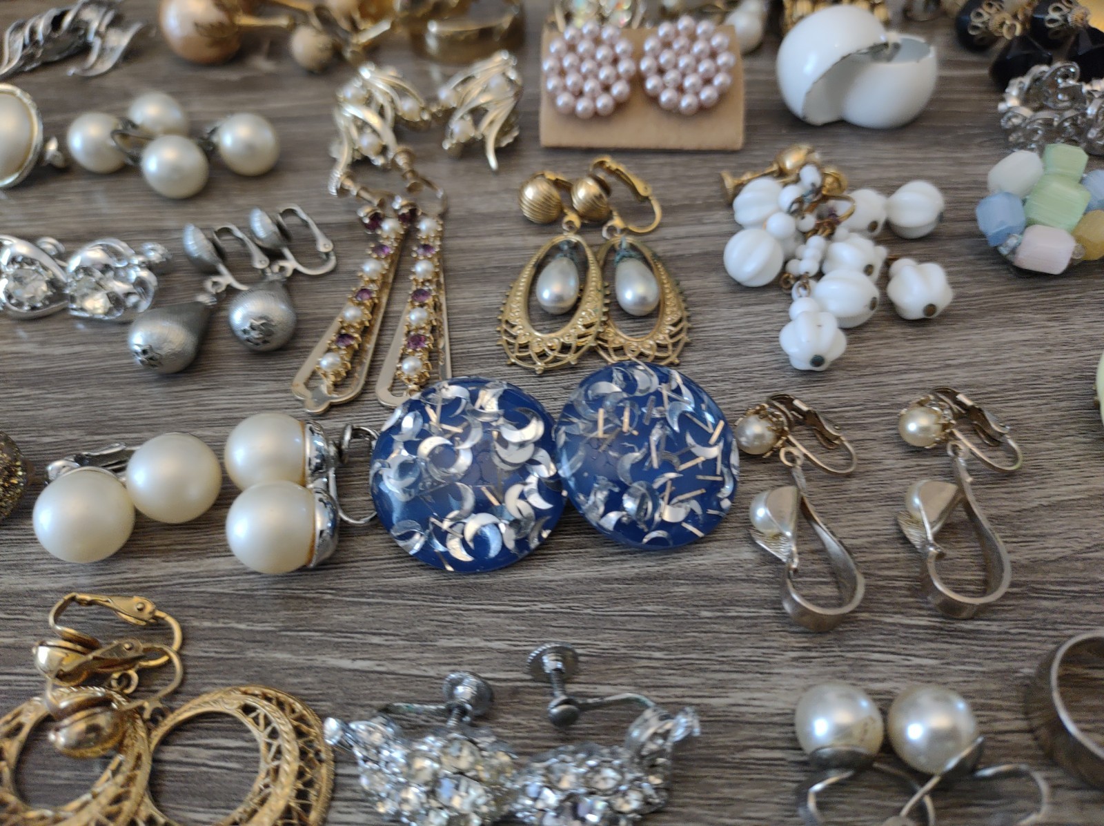 Estate Mixed Lot Costume Jewelry Earrings 77pr Clip On Screwback