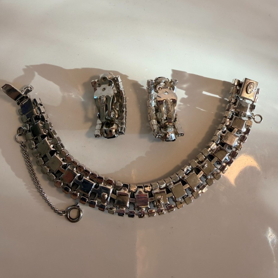 Vintage Kramer Of New York Bracelet Earrings Set Demi Parure Signed Black Clear