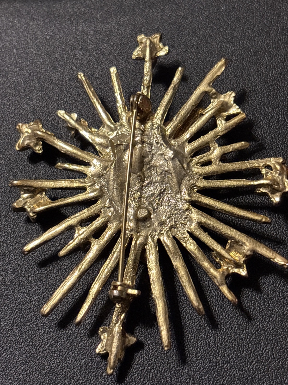Large Starburst Angel Cherub Brooch