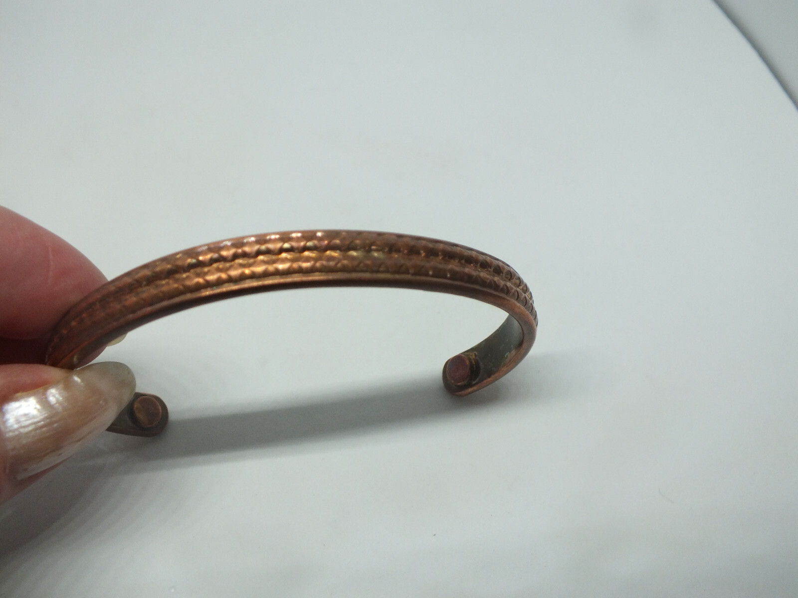 Beautiful Cuff Bracelet Copper Tone Texture 1/4″ Wide x 2 3/4″ Across