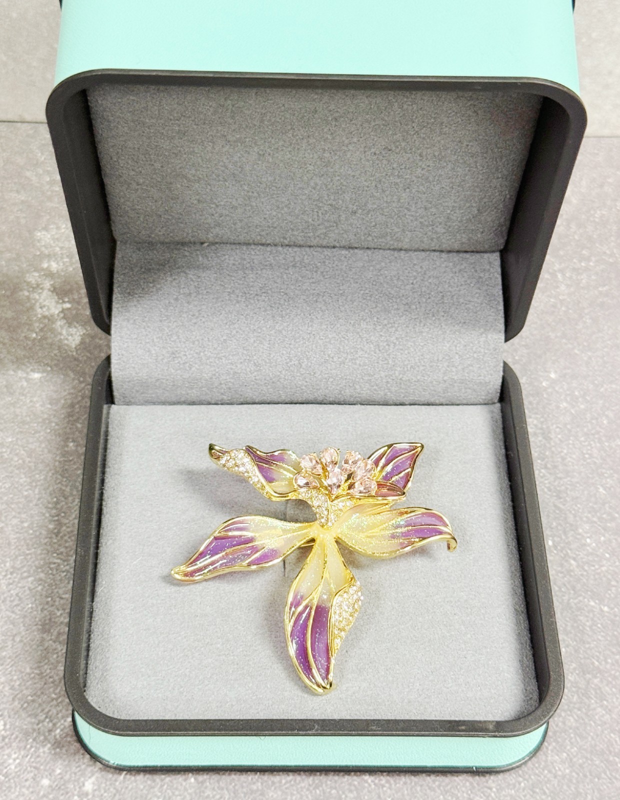 Orchid flower brooch, Statement brooch, pink crystal brooch, Hat brooch pin