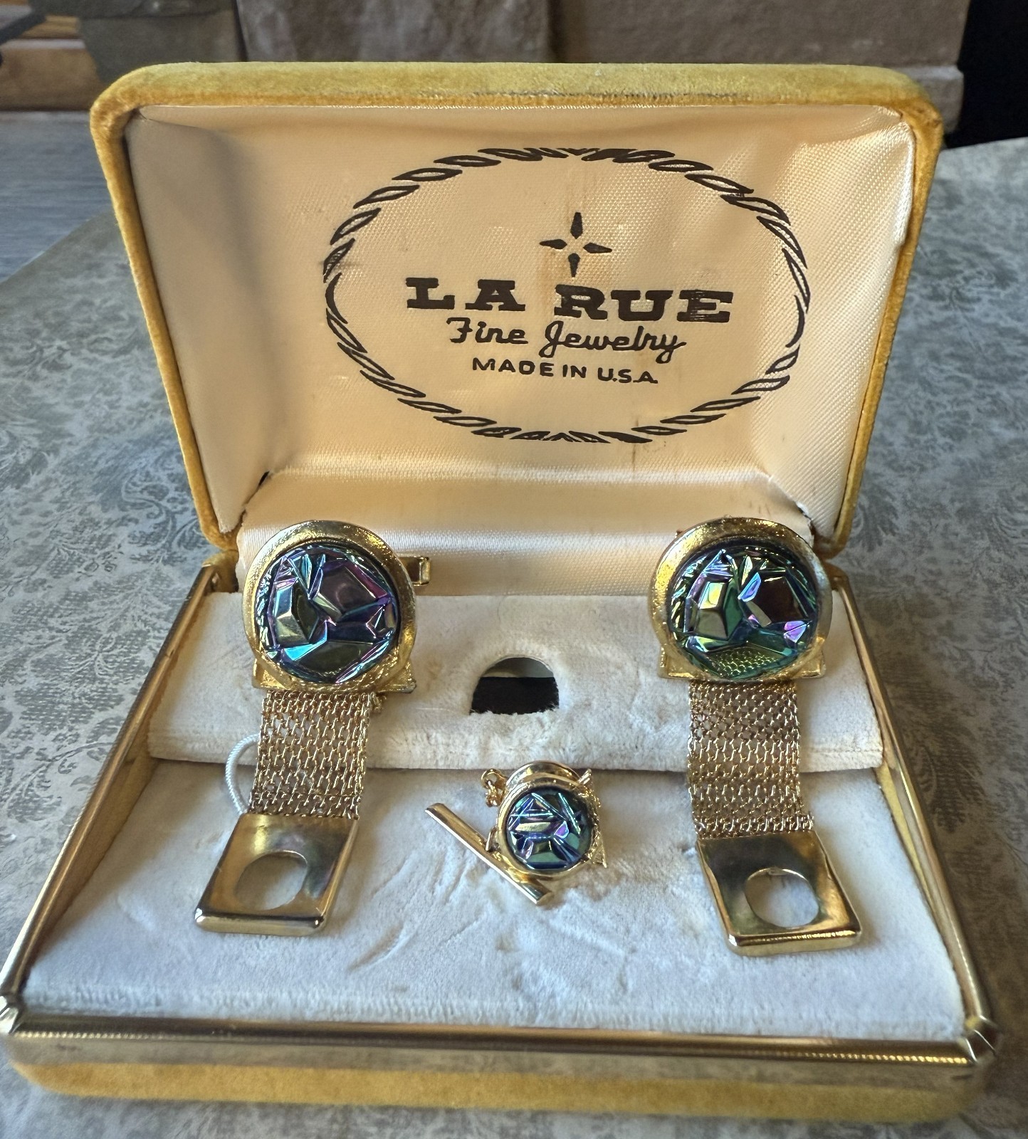 Vintage L.A. Rue Cuff Links & Tie Tack Set w/ Original Box Iridescent Mesh Clip
