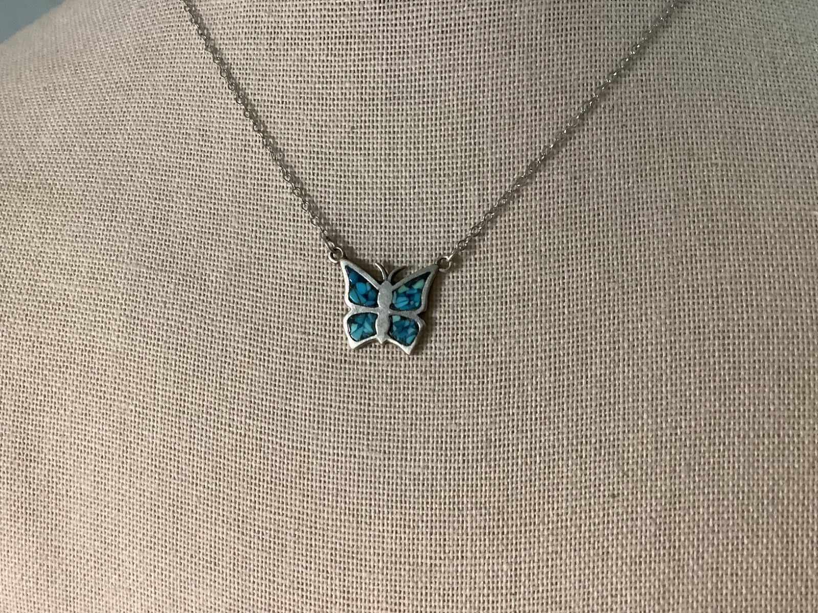 Vintage 80’s sterling silver 925 turquoise chip inlay butterfly pendant necklace