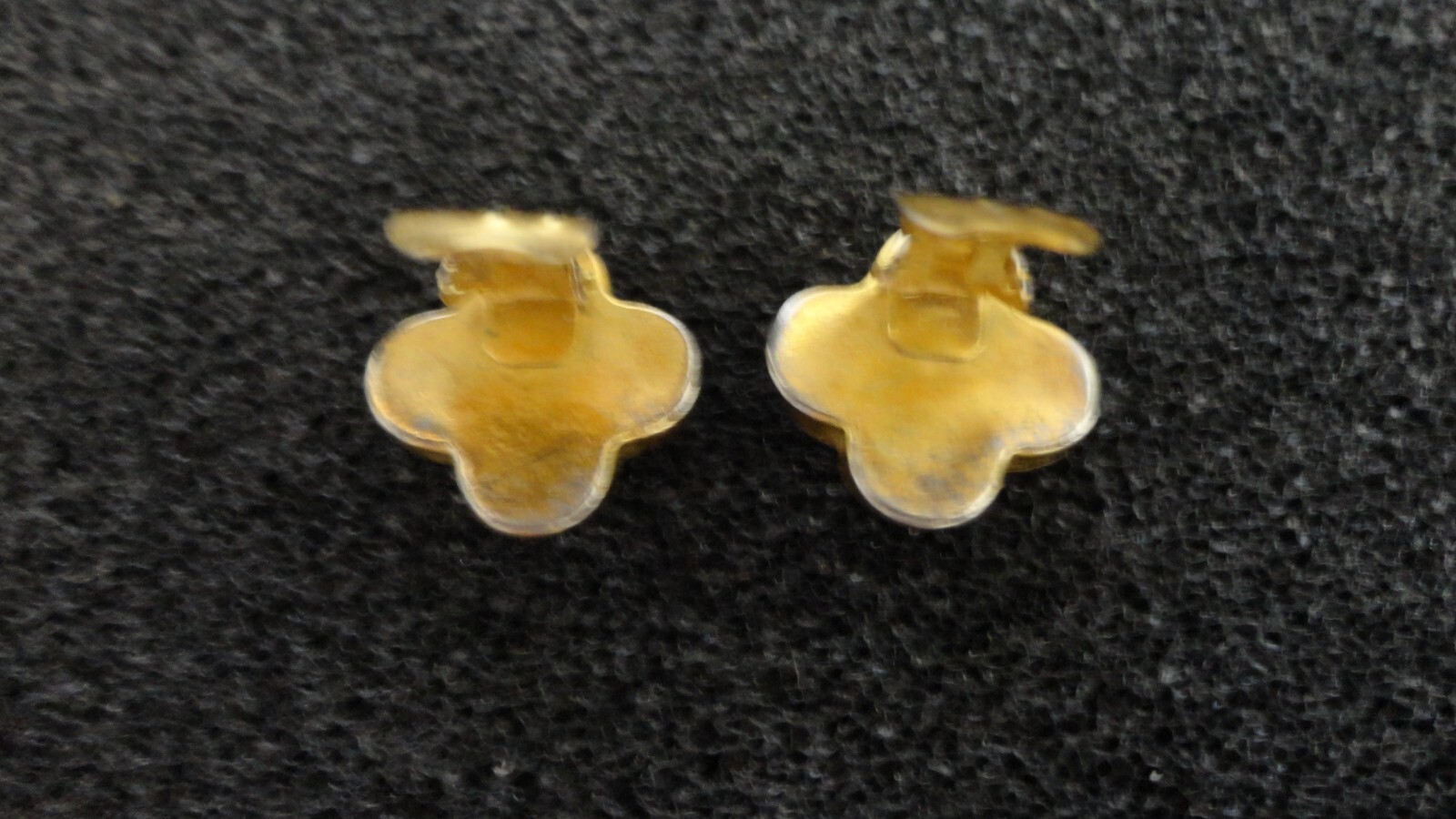 vintage gold tone Damascene bird, flower, clip on earrings very light weight