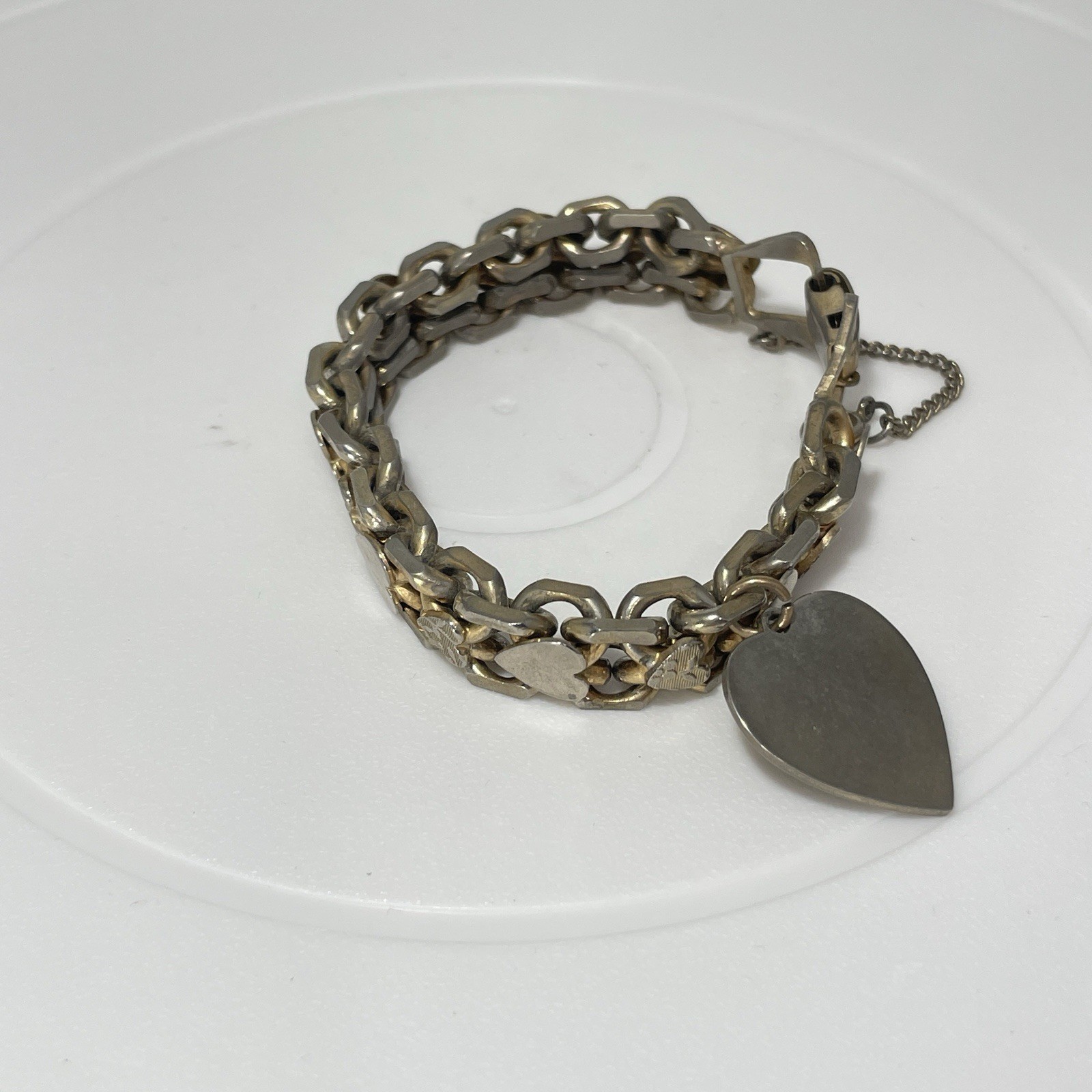 Vintage Sweetheart Heart Link Bracelet Safety Chain Unmarked Estate Magnetic