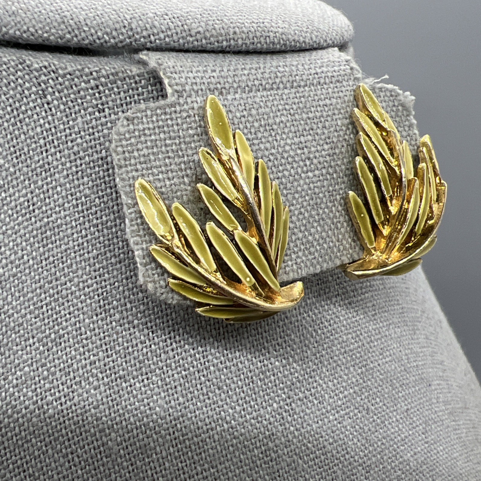 Vintage ART Leaf Earrings Gold Green Enamel Clip On Midcentury Nature READ