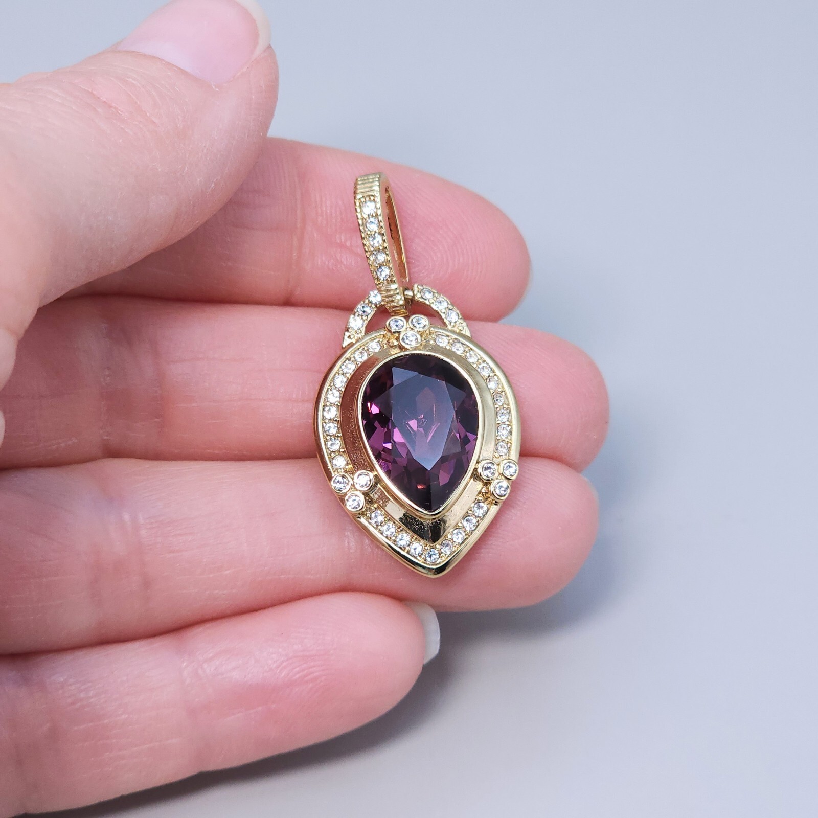 Pendant Lot Of 3 Purple Yellow green white clear rhinestone pendants Gold tone