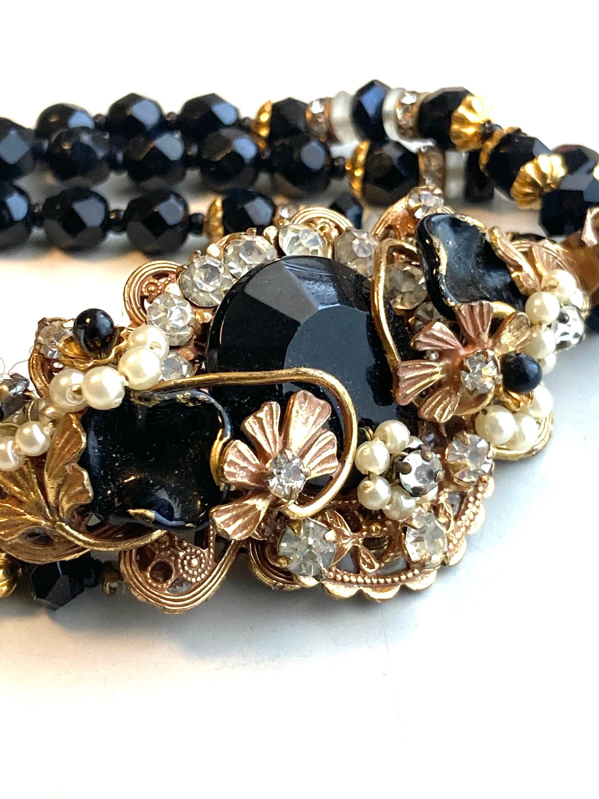 Vtg Unsigned Demario / Haskell 3 Strand Jet Black Glass Bracelet w Cluster Clasp