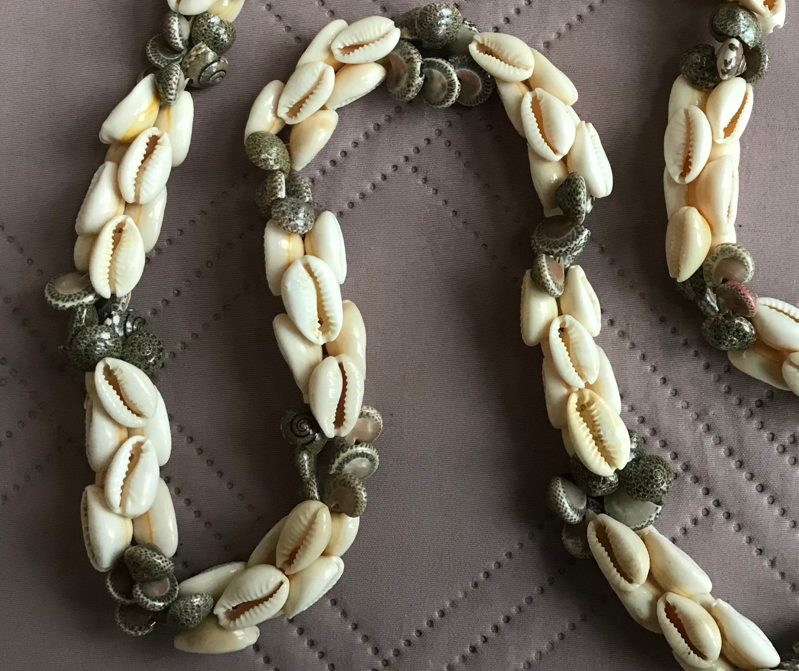 Vintage Cowrie Shell Natural Seashell Necklace Boho Beach Jewelry 21″