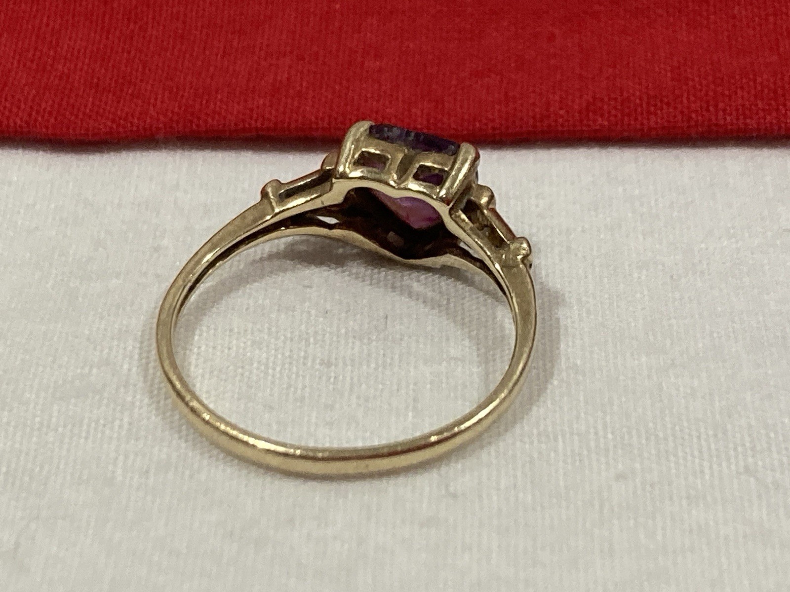 Vintage ROMANY 10k Solid Yellow Gold Heart Shape Amethyst Stone Ring SIZE 4.25