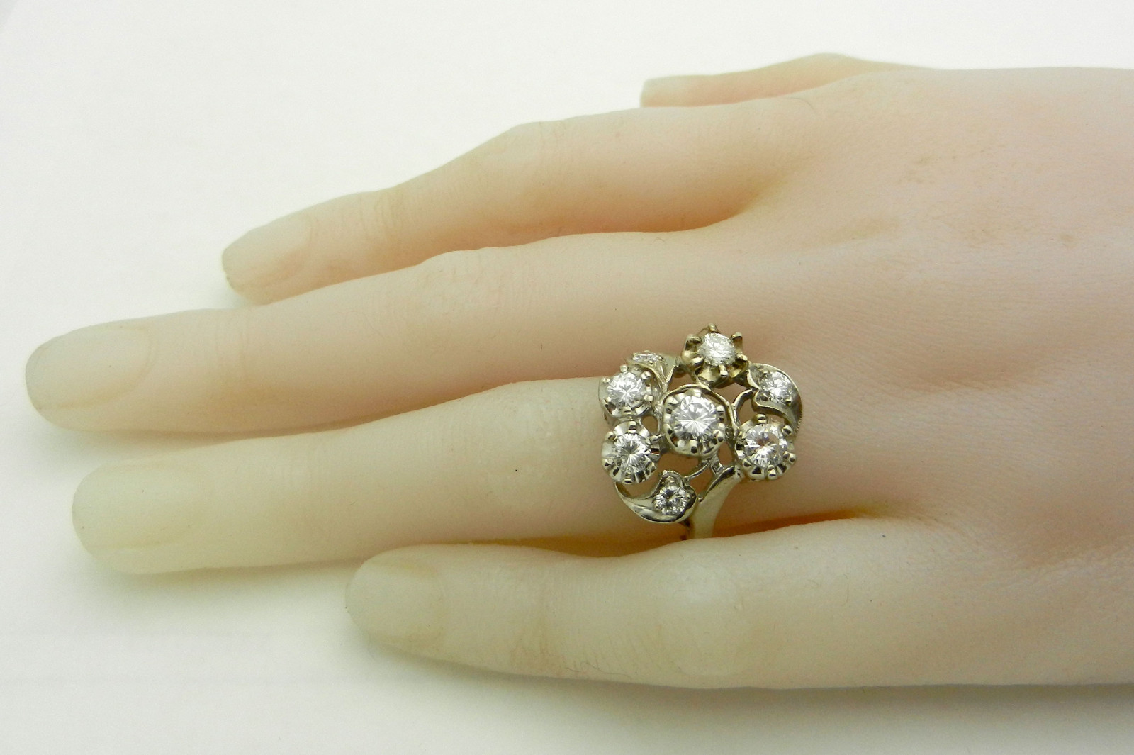 Vintage Art Deco 14k White Gold Cluster Natural Diamonds 1.25 ct Cocktail Ring