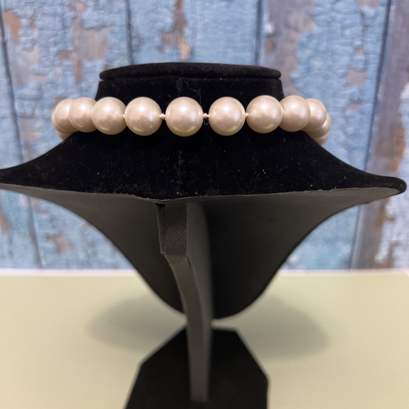 Vintage Signed KJL Large Pearl Necklace Choker With Rhinestone Flower Rose Clasp
