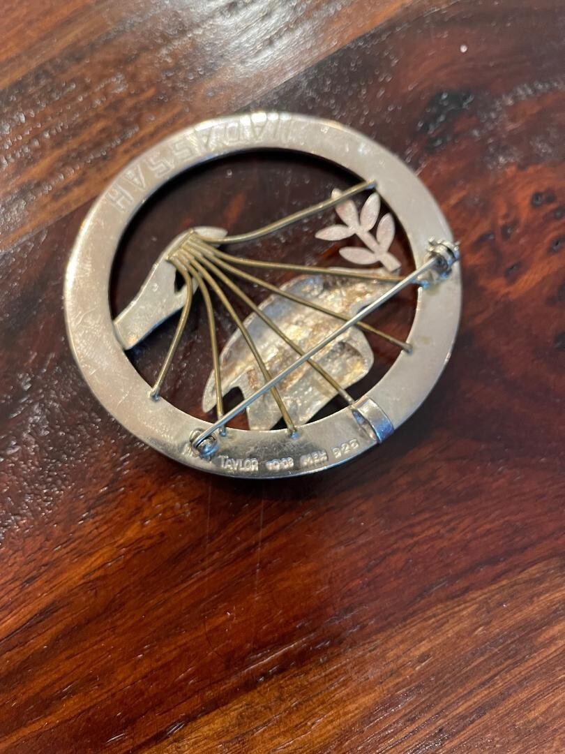 MISTY TAYLOR 925 Silver About 1oz Vintage Two Tone Peace Dove Brooch Pin BP6968