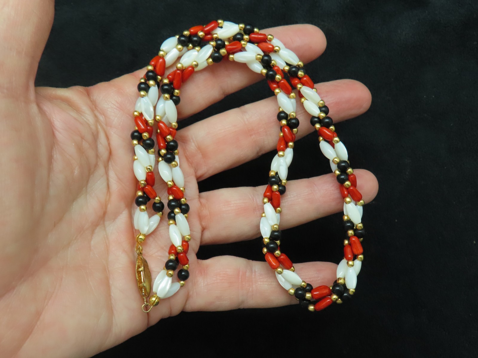 Vintage 1990’s Red & Black Coral w/MOP Bead Necklace