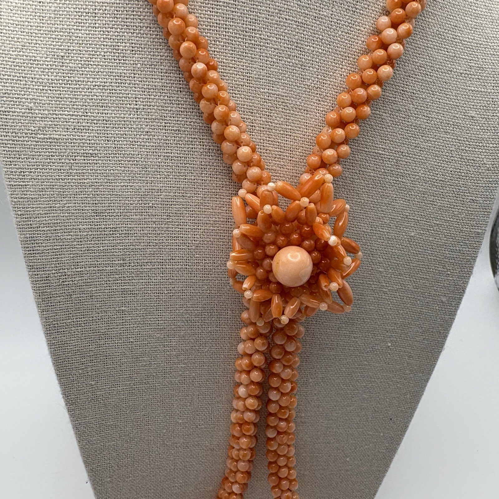 Vintage Salmon Coral Beaded Lariat Necklace: Adjustable Floral Design
