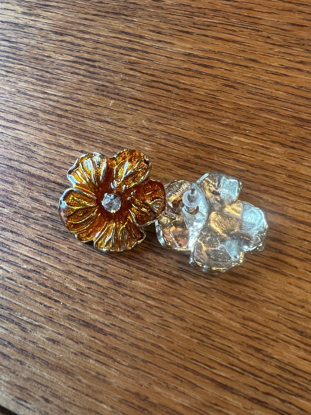 Vintage Gold-Tone Enamel Hibiscus Flower Stud Earrings with Rhinestone Center
