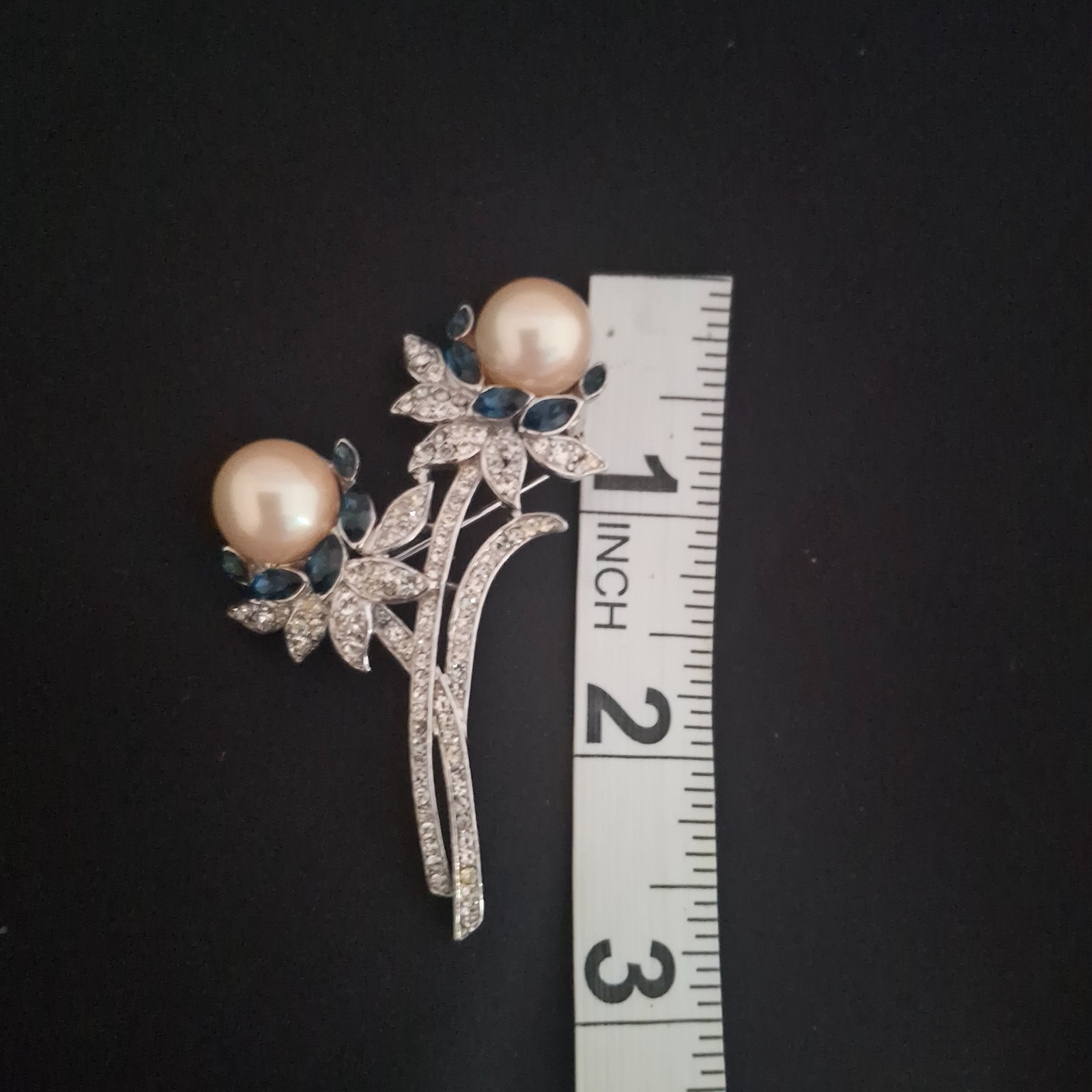 Vintage TRIFARI Silver tone Pearls Blue Crystals Flowers Pin Brooch