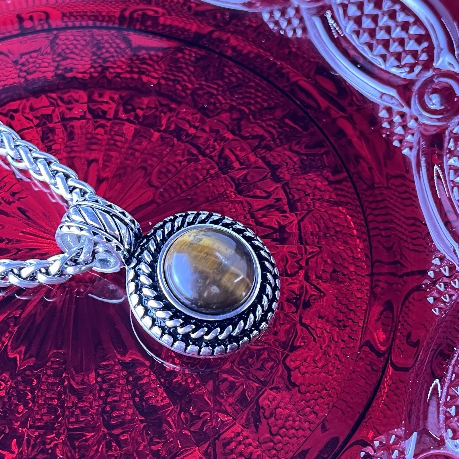 Vintage 18” Double Curb Chain Necklace – Brown Glass Cat’s Eye Pendant – 1990s