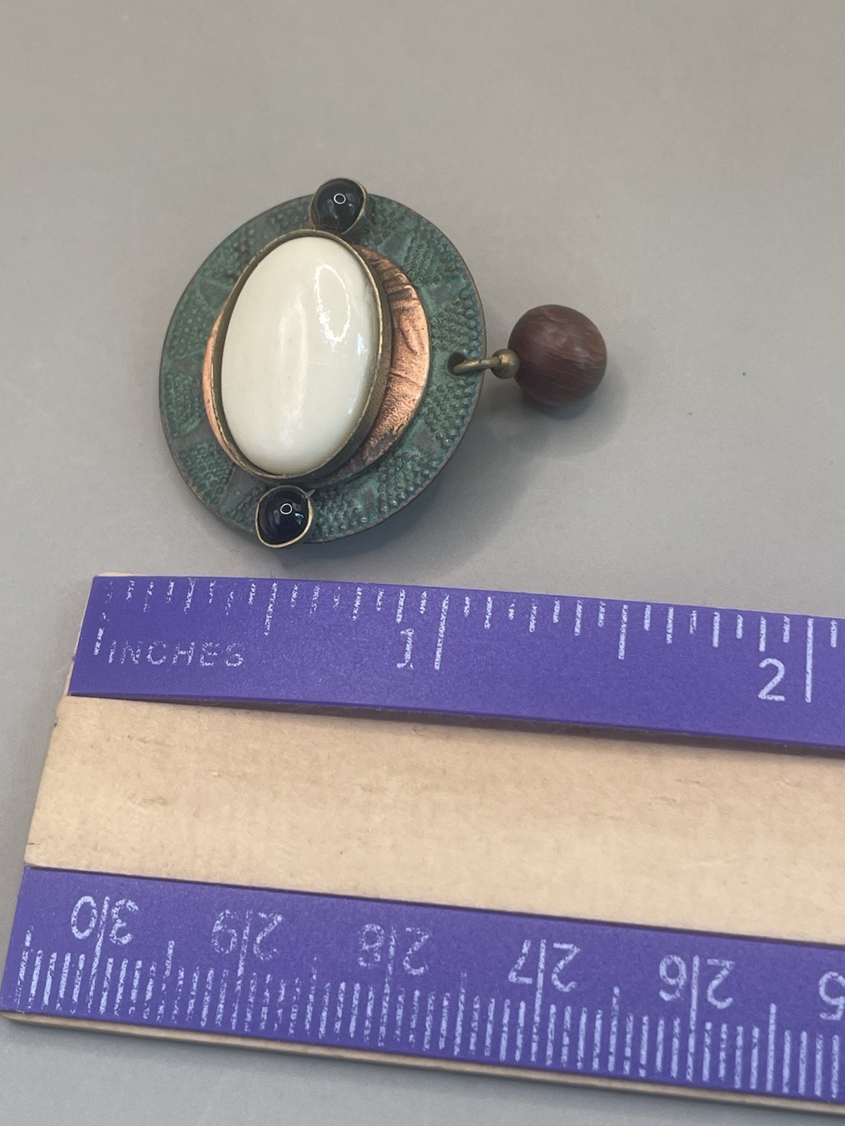 Vintage Two Tone Metal White Ceramic Center Wood Beaded 1.4” Clip On Earrings