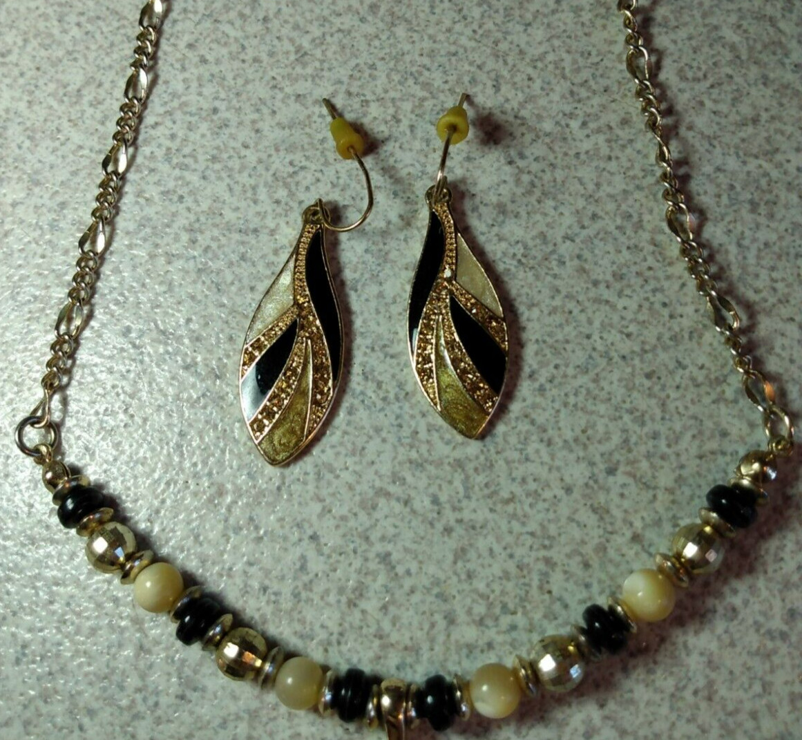 LOVELY DRAMATIC GOLDTONE-ENAMEL-RHINESTONE NECKLACE & EARRINGS SET SIGNED KC