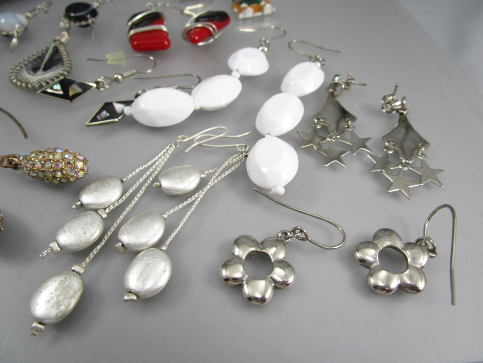 Vtg Mod Varying Colors & Multi Styles LOT of 12 Post Pierced Earrings 177Q