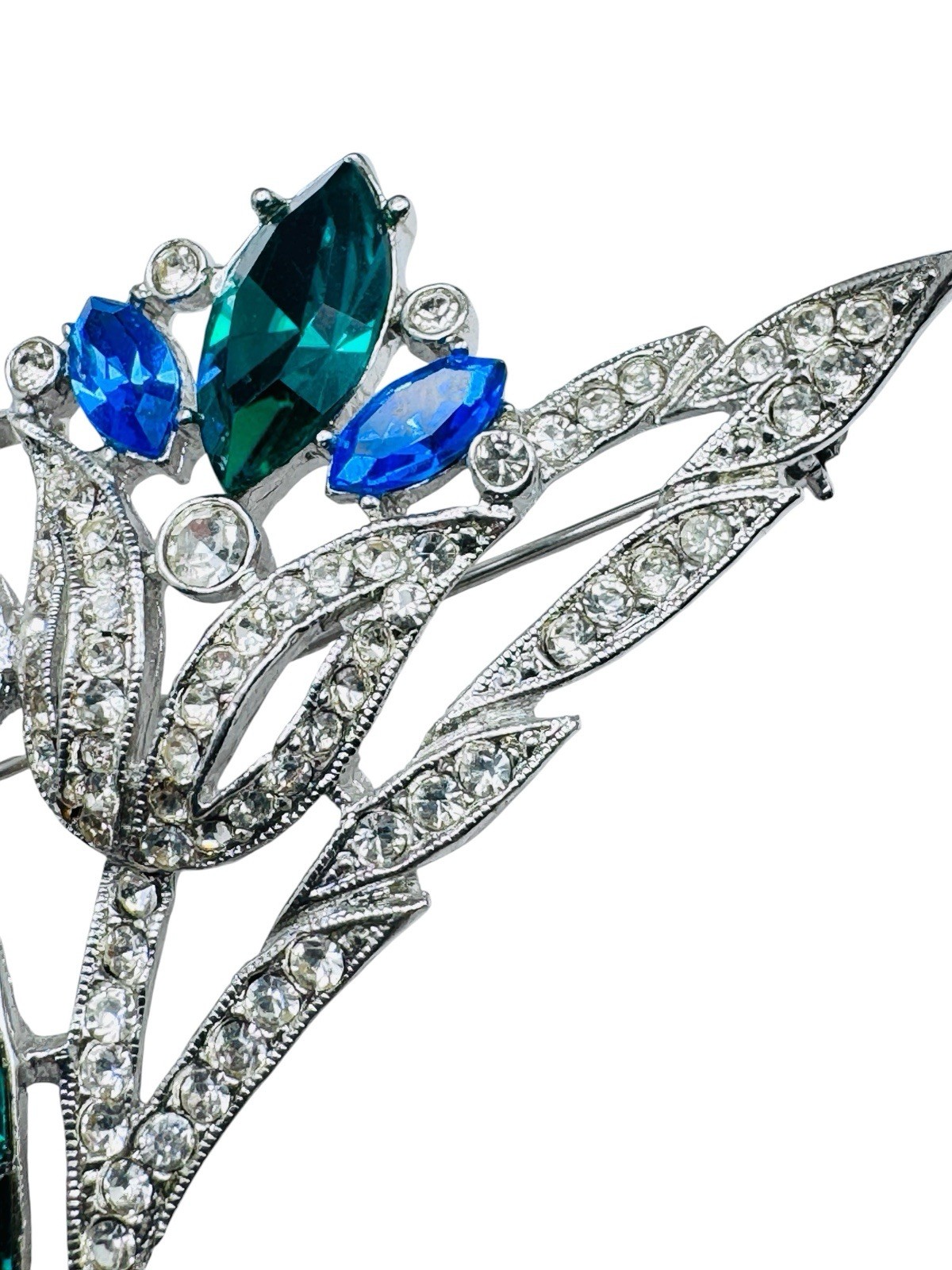 Vintage Weiss Rhinestone Jeweled Flower Bouquet Brooch Nice