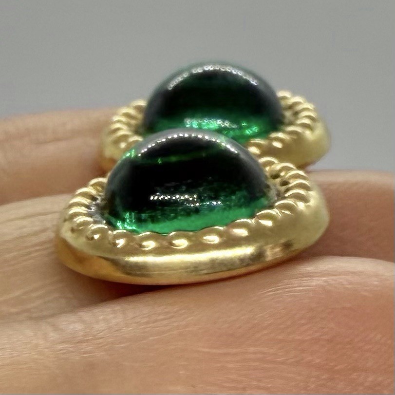 Vtg Petite Jelly Green Gripoix Glass Cabochon Goldtone Stud Earrings Post Round