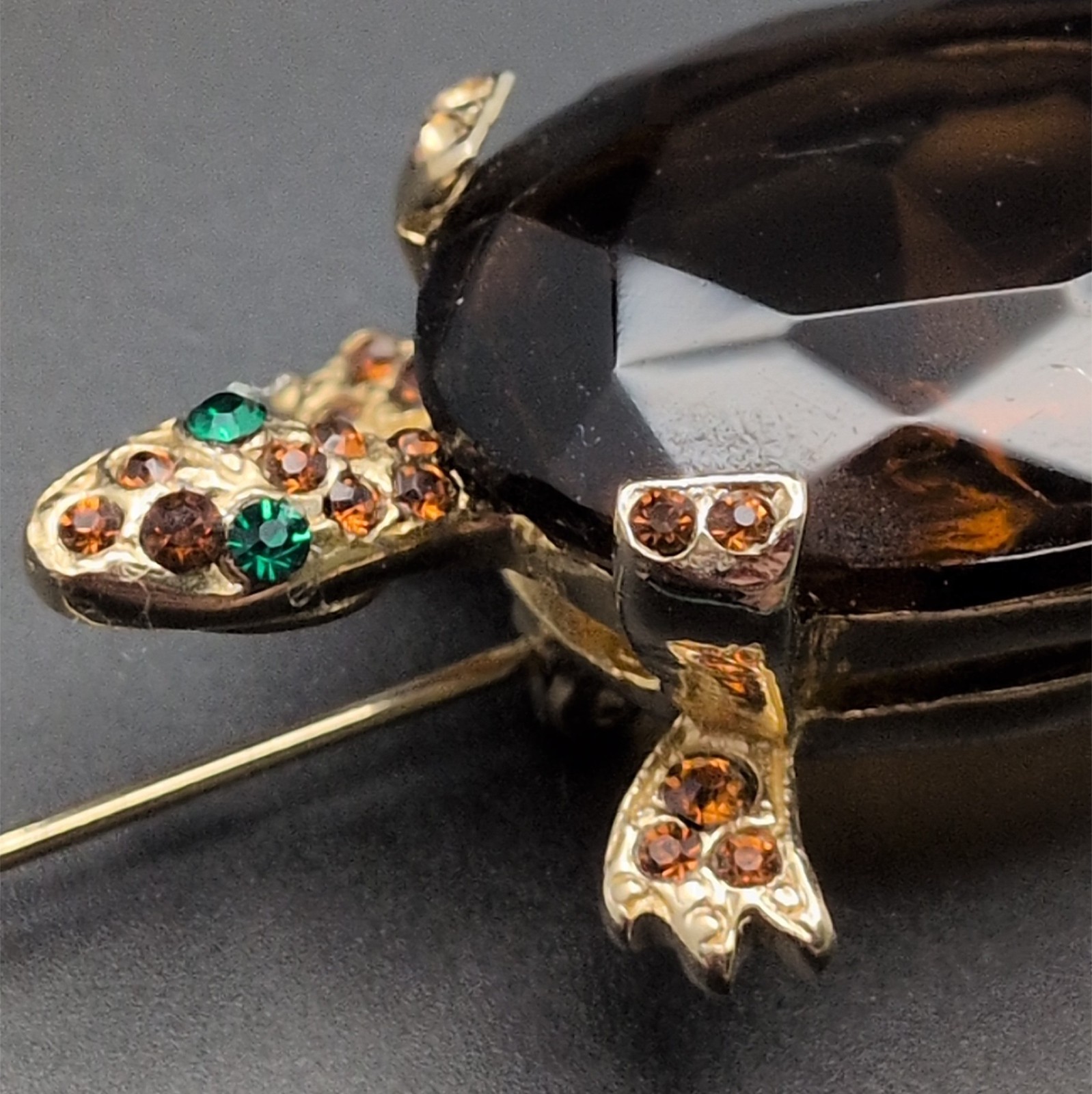 Brooch Pin Vintage DeNicola Turtle Tortoise Animal Reptile Brown Gold Tone READ