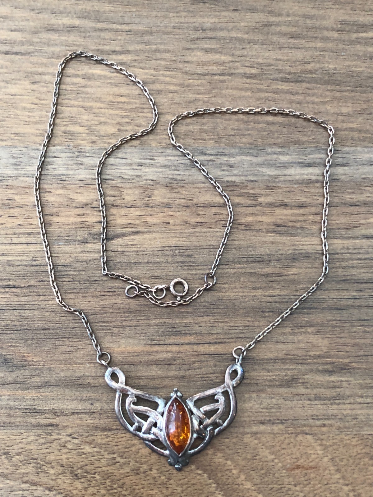 Vintage Kit Heath Sterling Silver & Amber Celtic Knot Pendant Necklace 18″