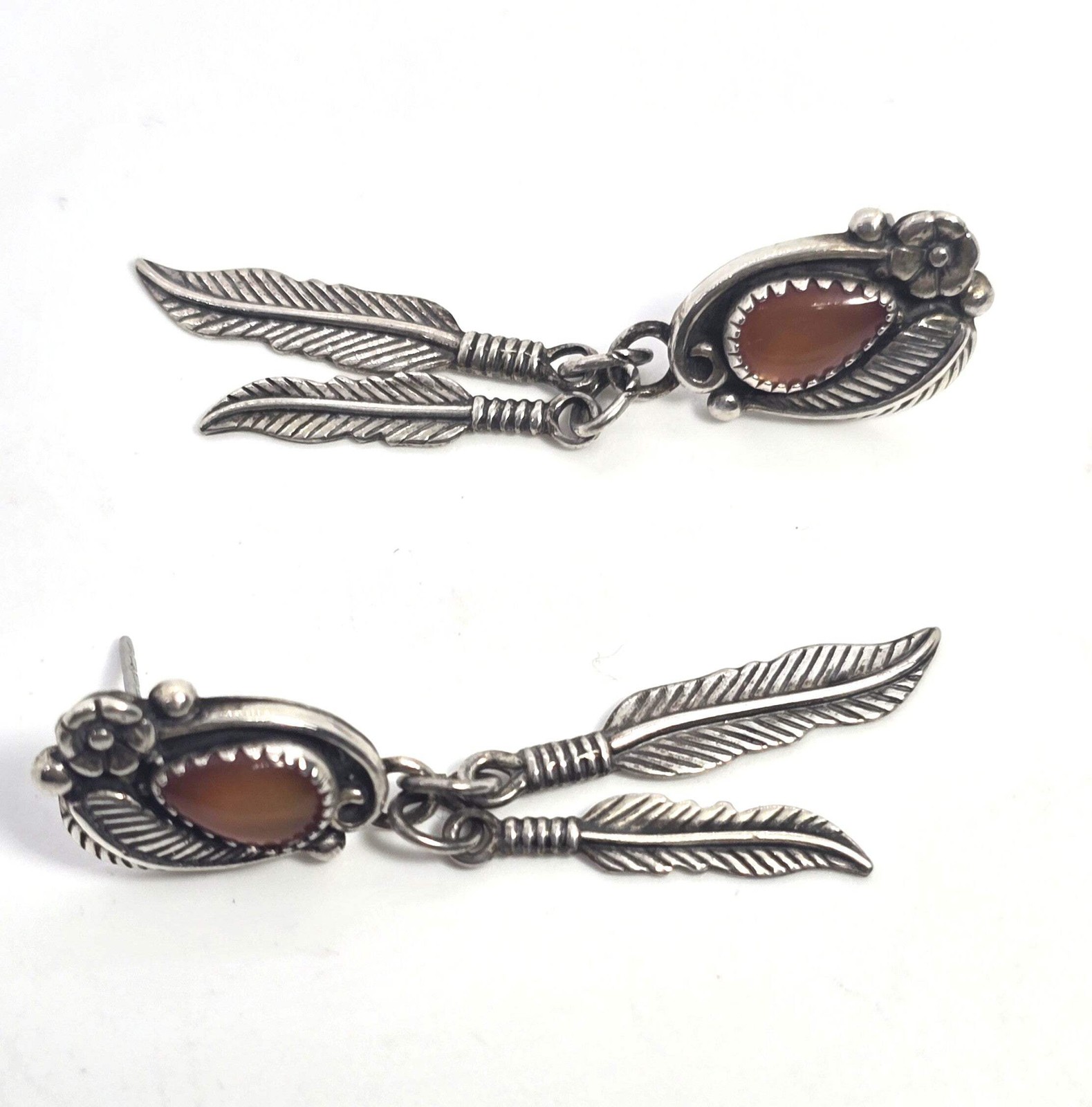 Spiney oyster Native American sterling silver feather drop vintage earrings