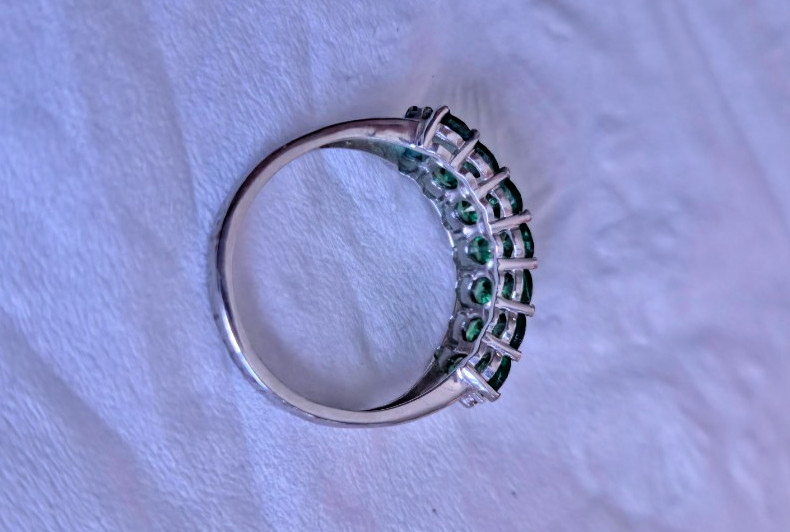 Vintage Signed Karis Sterling Silver Double Row Green Oval Stone Size 8 Ring
