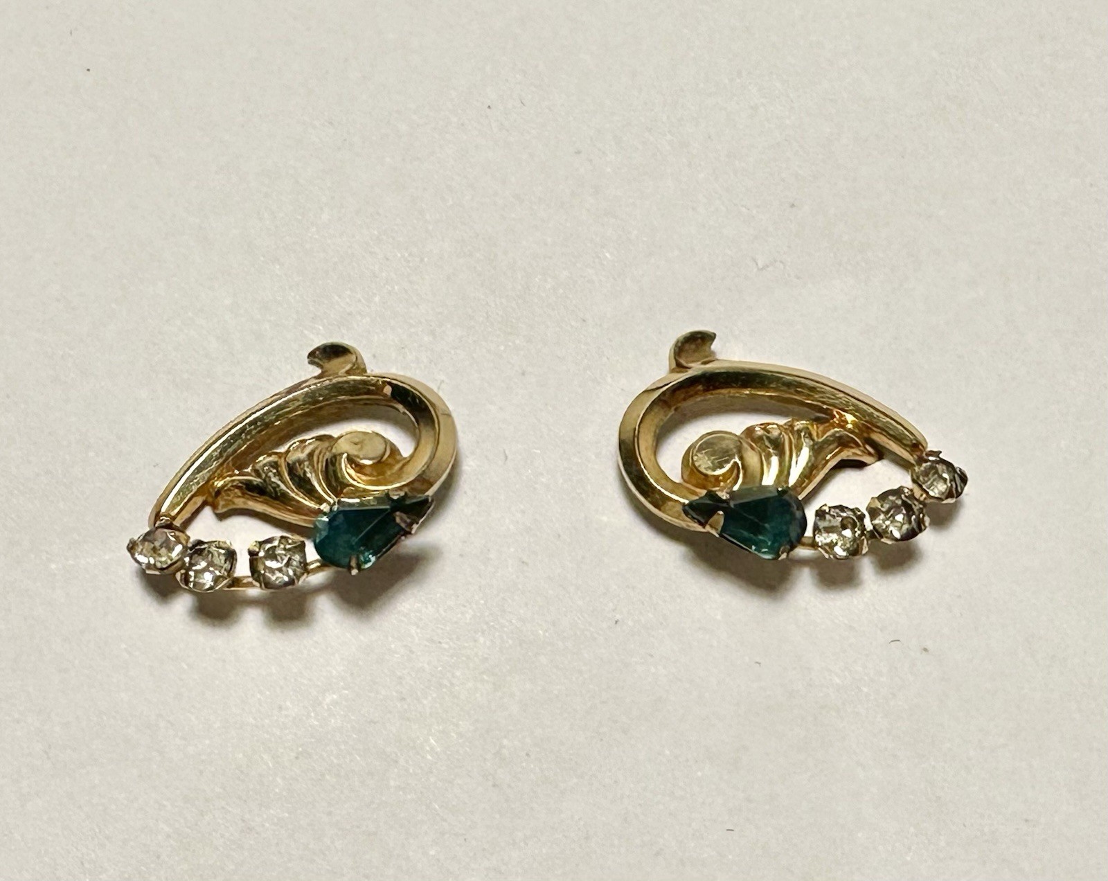 Vintage 1/20 12kt Gold Filled Screw On Rhinestone Filigree Earrings CM