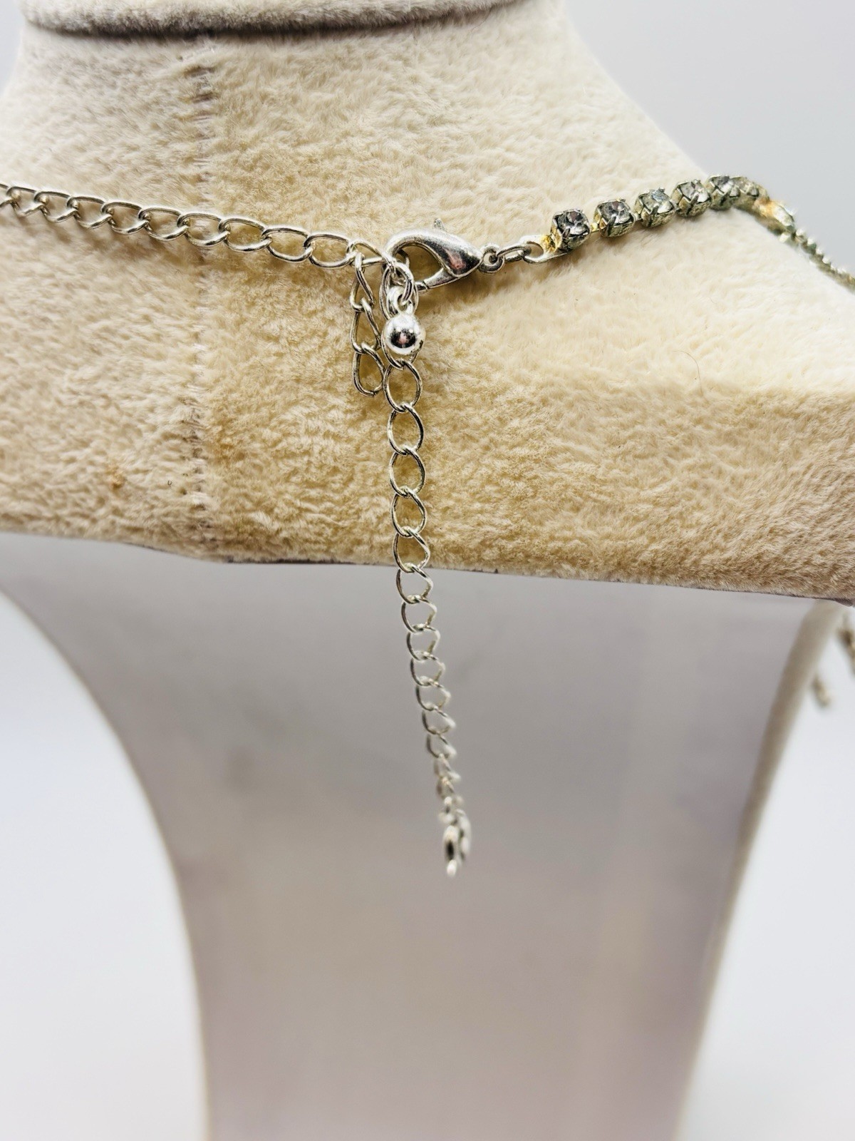 Vintage Rhinestone Bib Collar Necklace Silver Tone Drape Lattice Statement