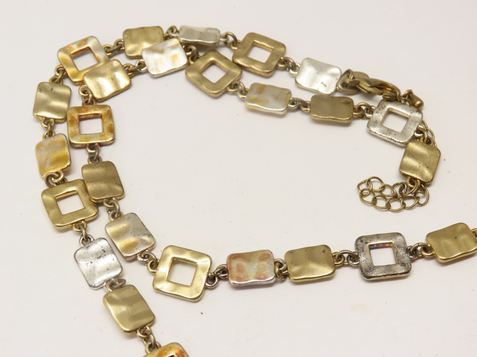 Lia Sophia Necklace Rhyme & Reason Silver Gold Tone Hammered Textured D5918