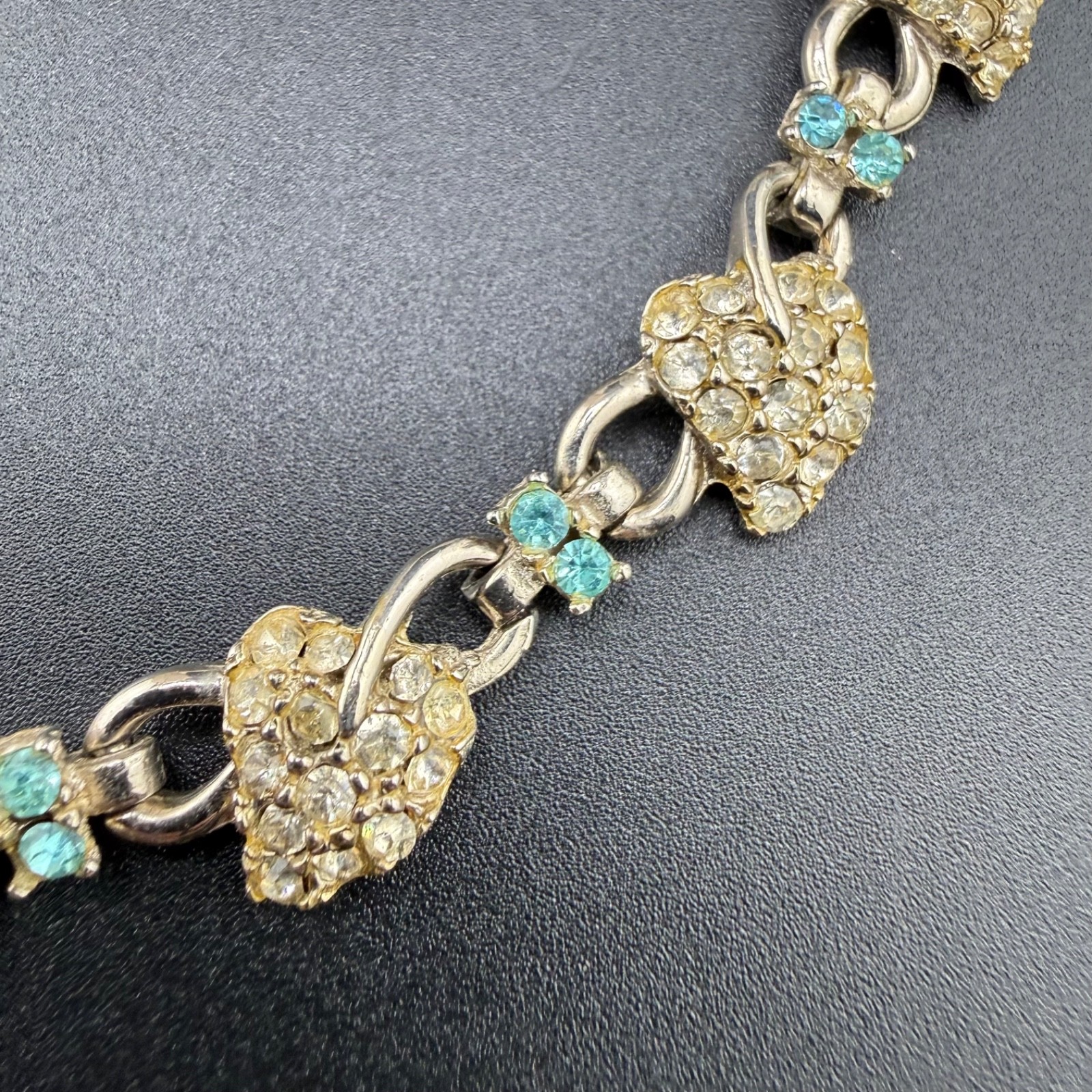 Vintage Rhinestone Necklace Silver Tone Leaf Grapes 15”