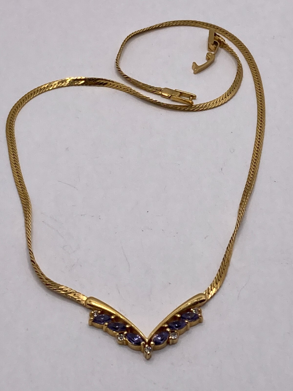 Vintage Avon V-Shaped Goldtone Necklace With Purple Stones