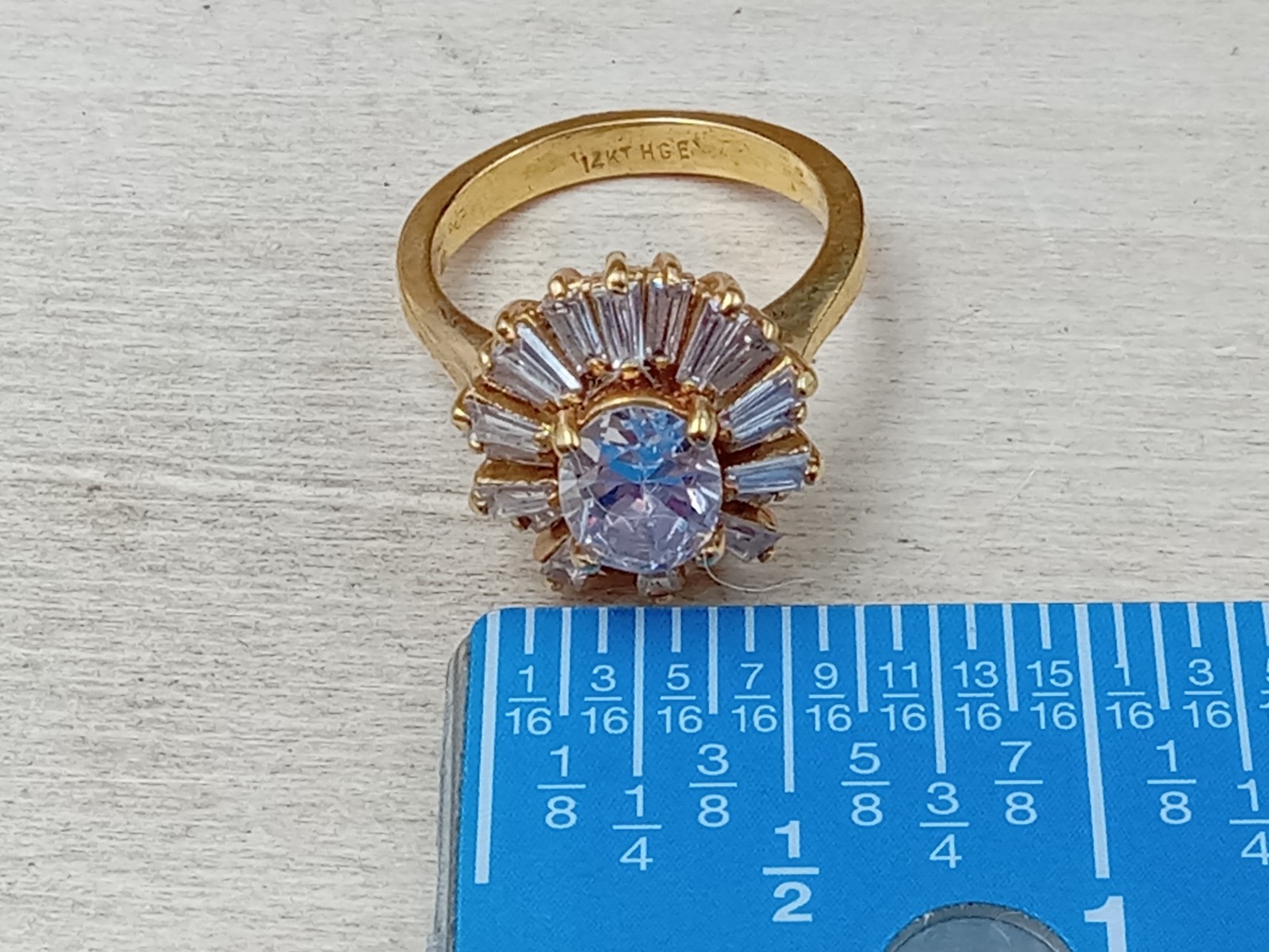 HSN 14 KT Gold Plated Size 7.75 Ring w. Clear Stone Setting in Burst Pattern