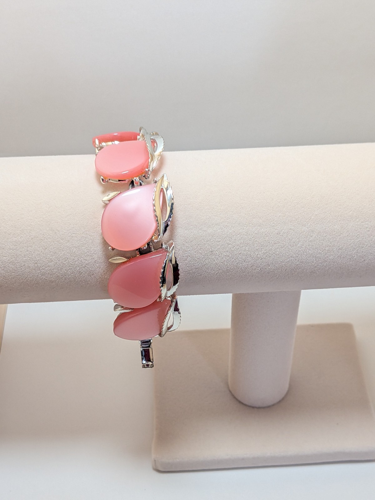 Vintage Lucite Set Bracelet & Necklace