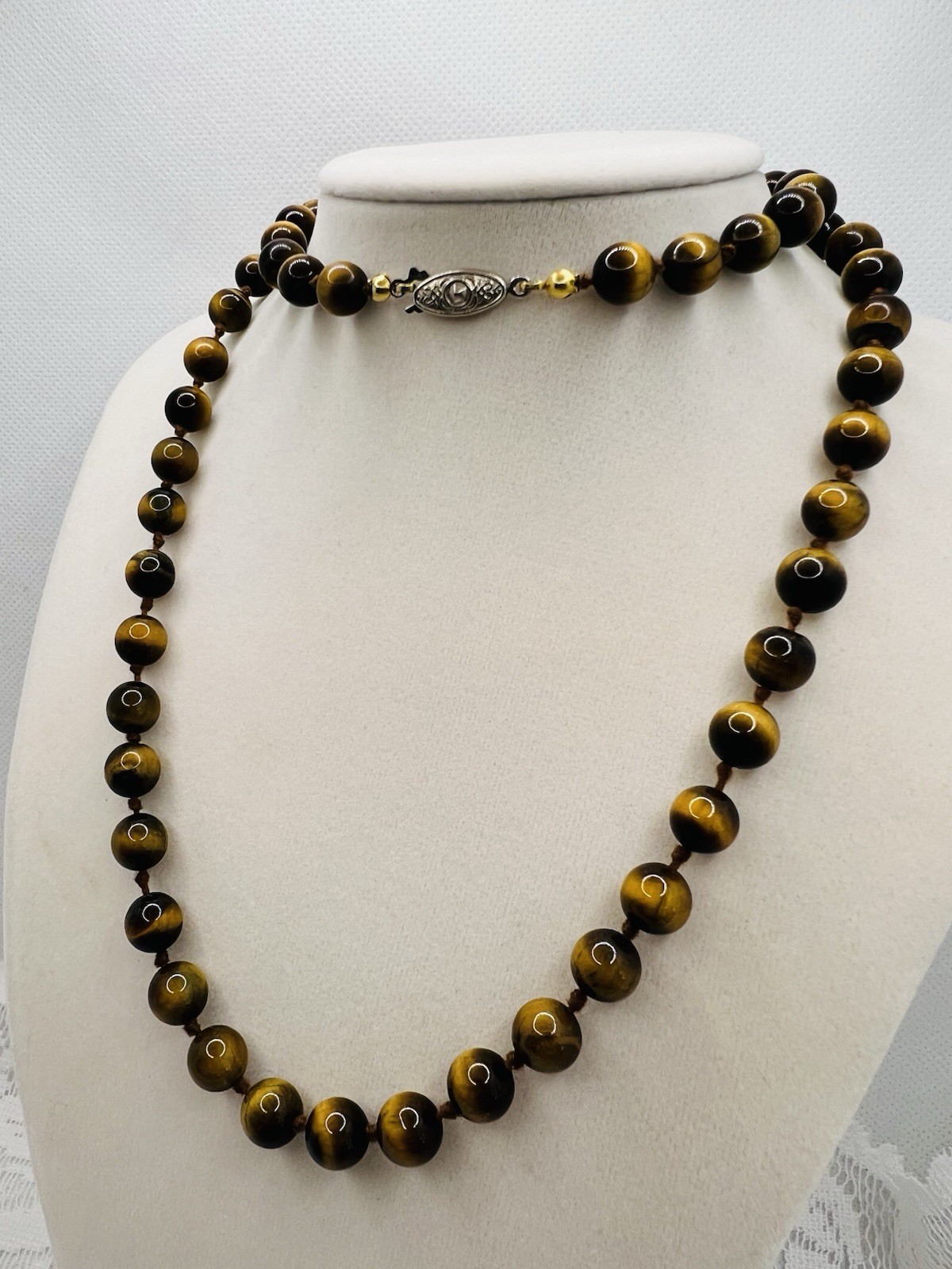 Vintage Knotted Tiger’s Eye Quartz Necklace Courage Protection Clarity