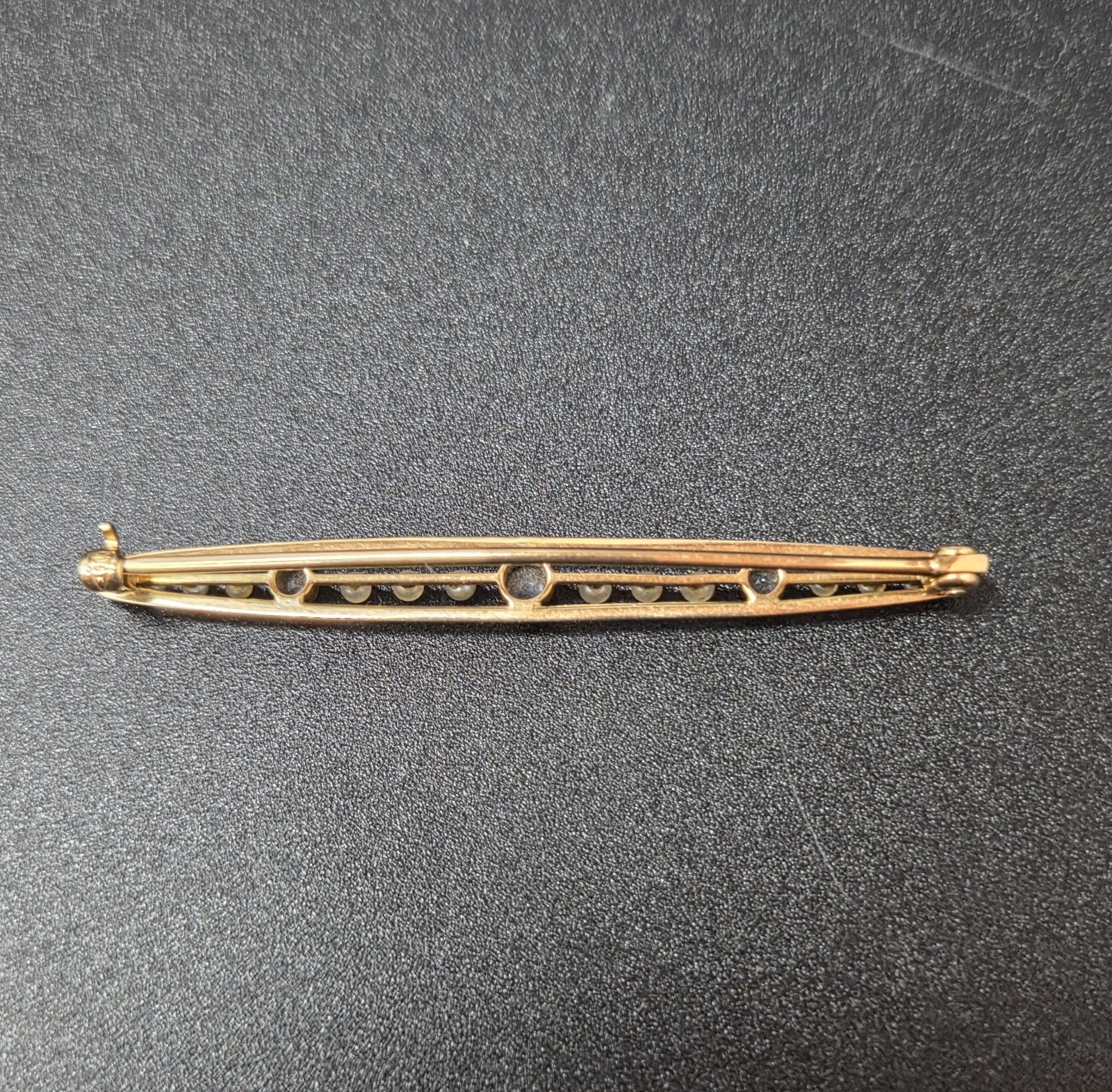 14K Yellow Gold Edwardian Topaz Pearl 2-1/4″ Bar Pin 3.3g Vintage