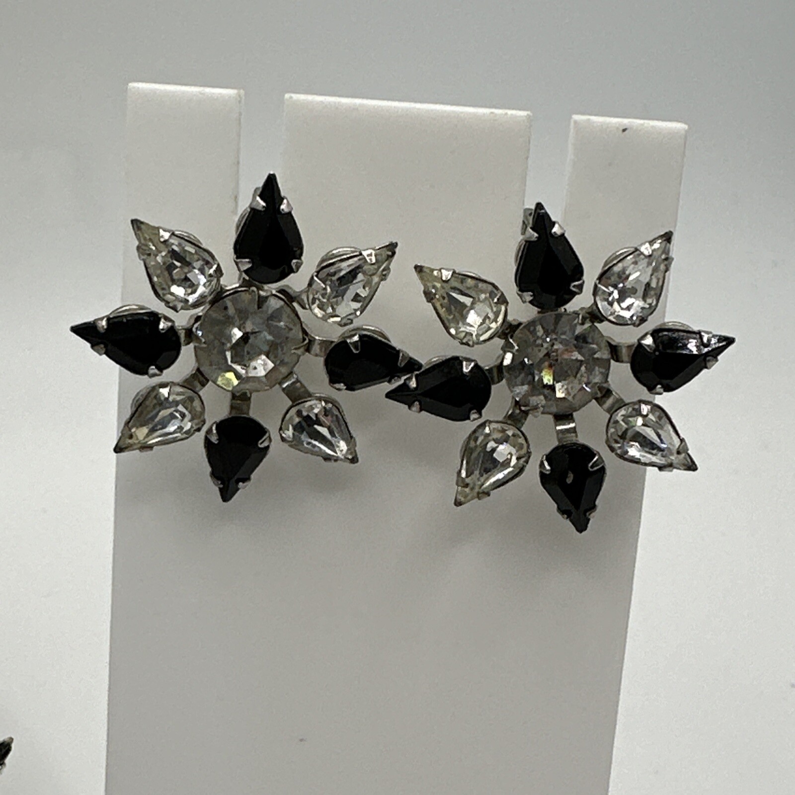 Vintage Black & Clear Crystal Starburst Brooch Pendant & Screwback Earrings Set