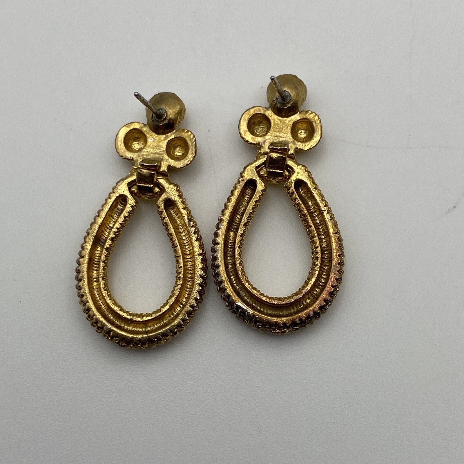 1 1/2 Inch Nautical Rope Textured Gold Tone Stud Earrings Vintage