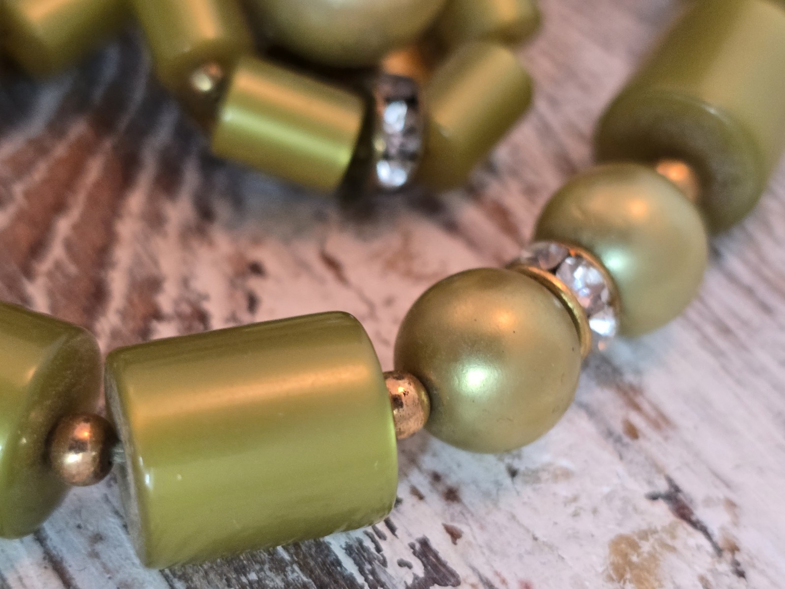 Vintage Lime Green Lucite Necklace Clip Earrings Set Rhinestone Spacer 16″ #450