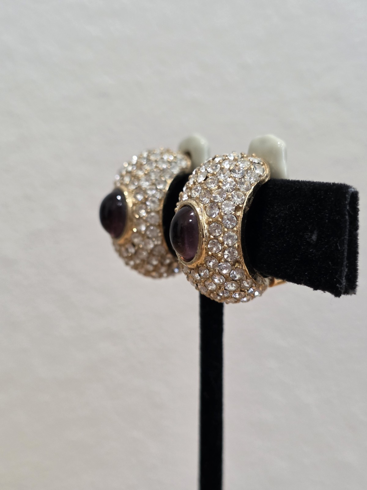 Vintage 80s CINER Rhinestone Gripoix Glass Canochon Earrings