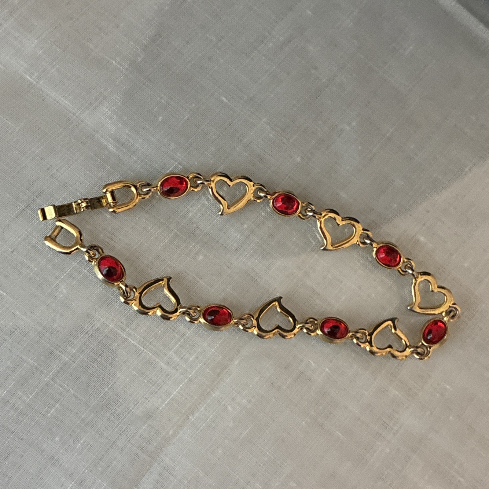 Vtg NWT Jewels by Park Lane Demi-Parure • Necklace & Bracelet Gold & Red Hearts