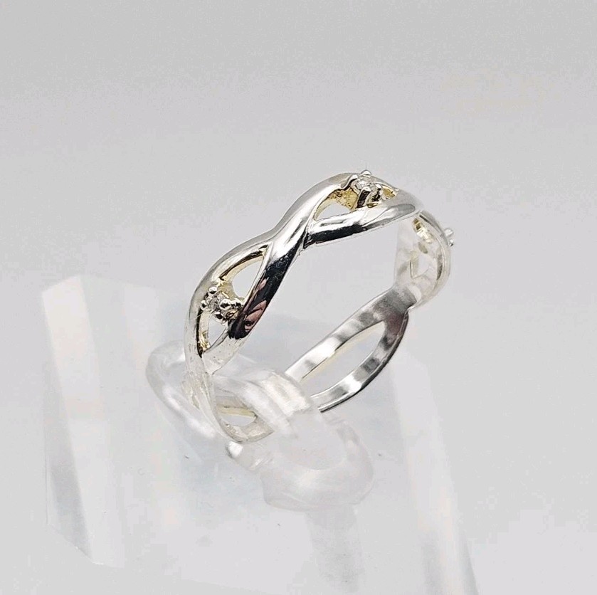 Charles Winston CW Sterling Silver CZ Looped Band Ring Size 8.5