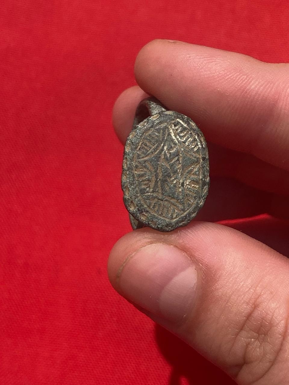 RARE Greek Ancient Greek Bronze Ring Decorative Design-Circa A53