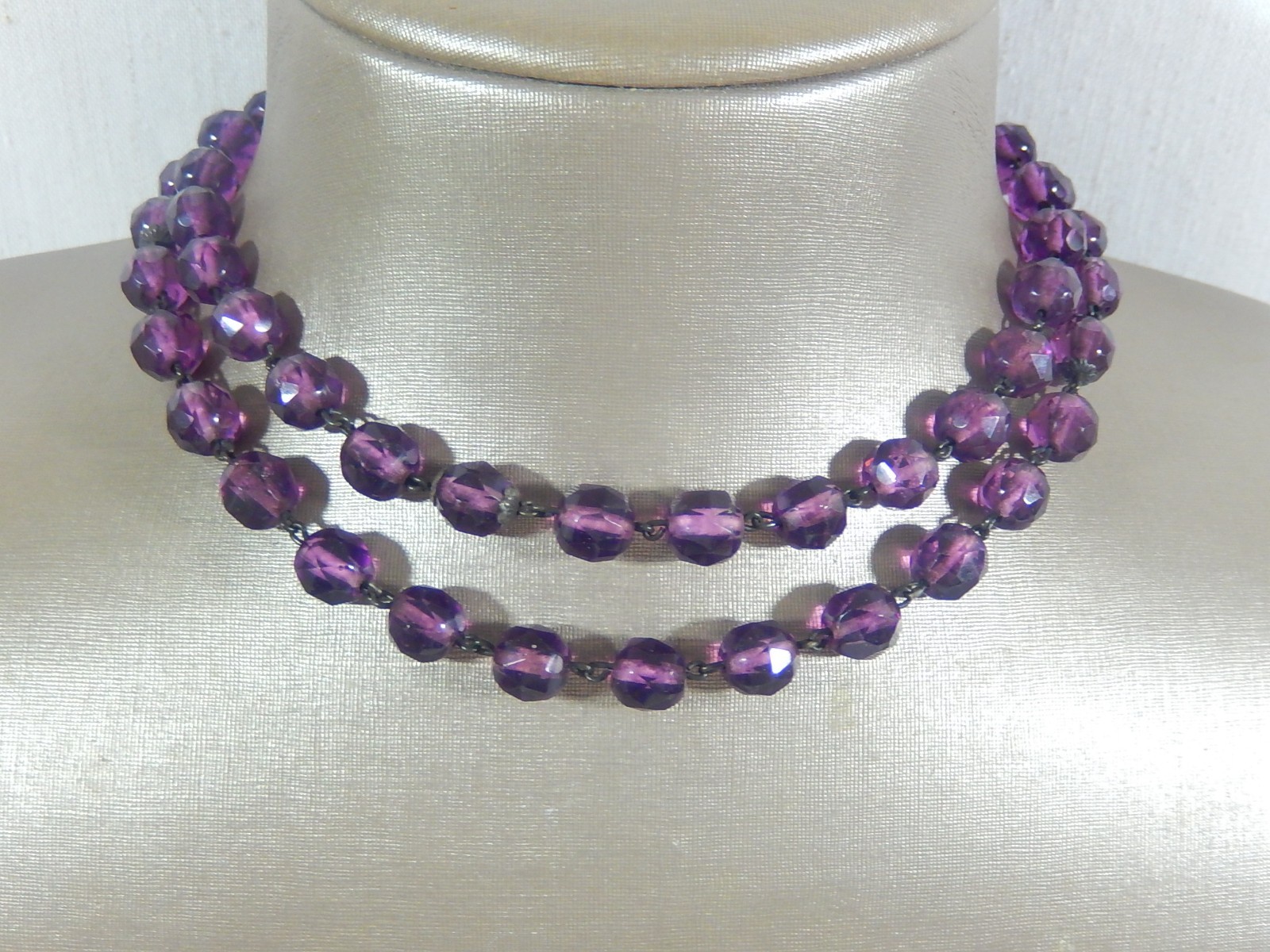 ART DECO CZECH FACETED PURPLE GLASS BEAD CHAIN STRUNG 30″ GF CLASP NECKLACE