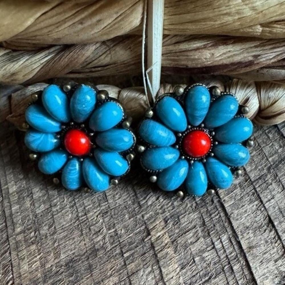 Vintage Flower Clip On Earrings Coral Resin Western Turquoise Style